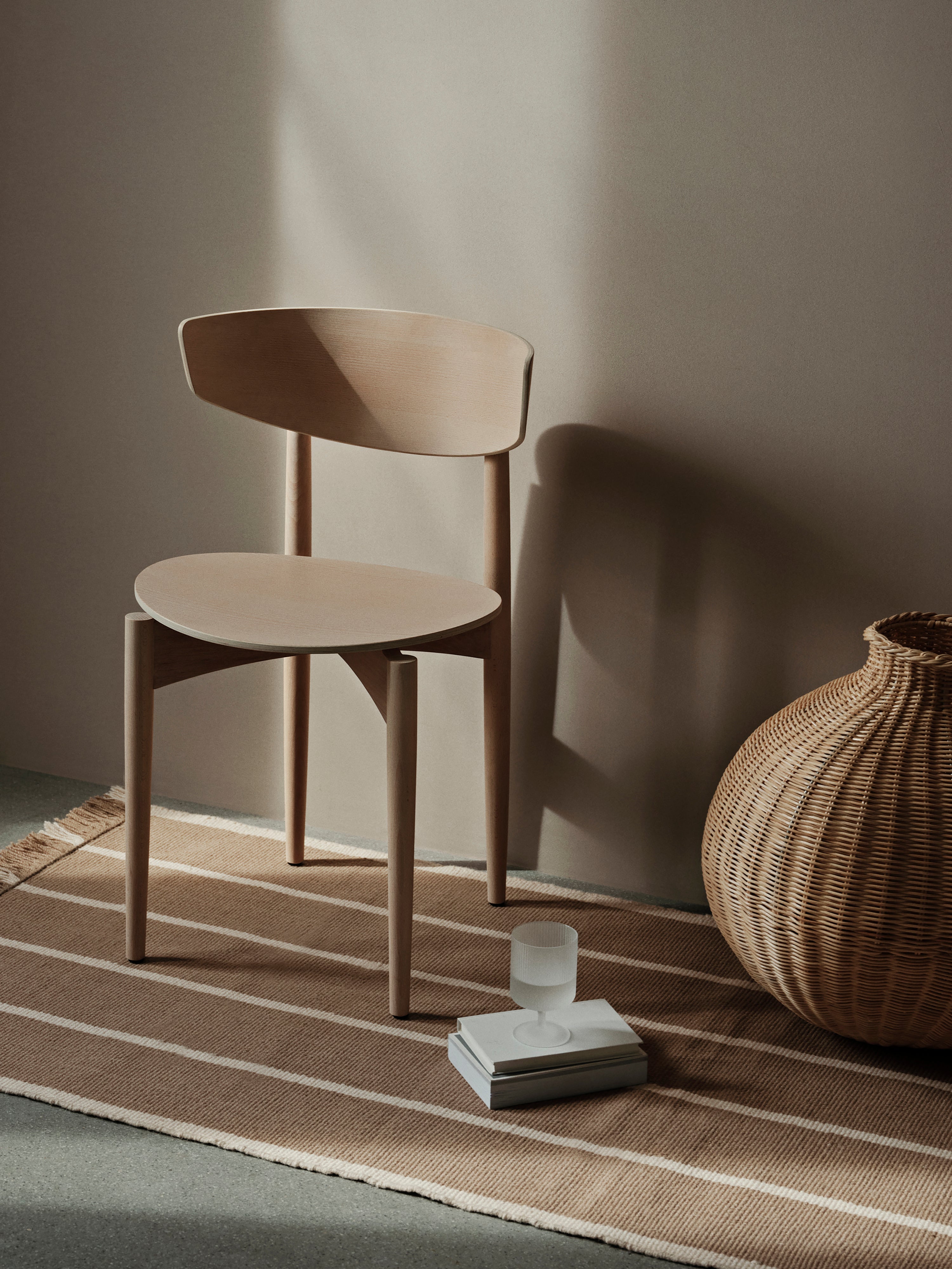 calm kelim - runner dark sand / off-white