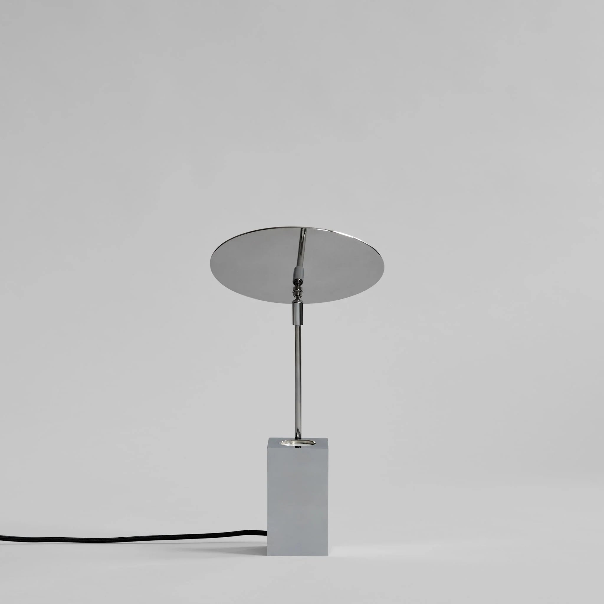reflect table lamp