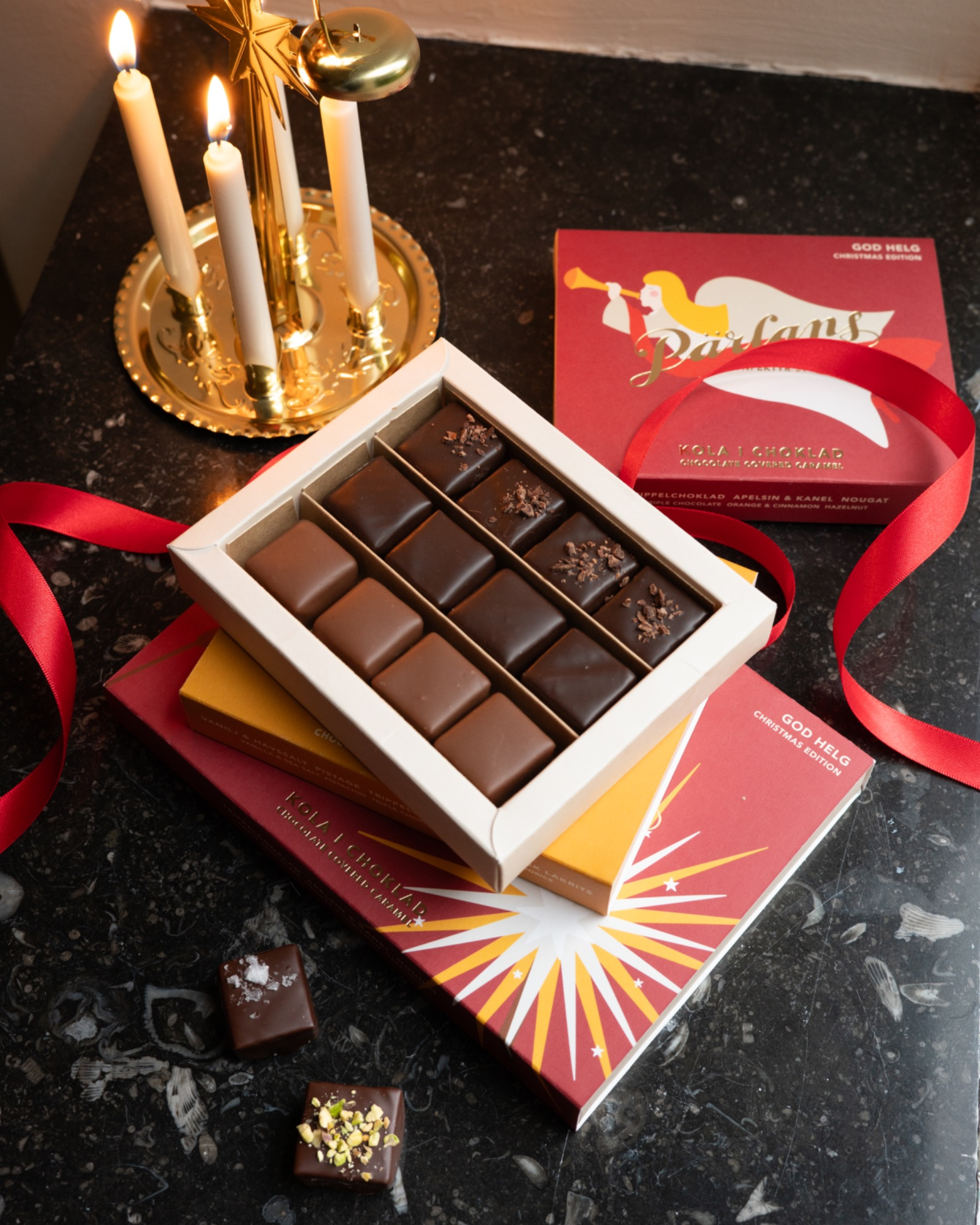 chocolate covered caramel - winter edition 12 pieces