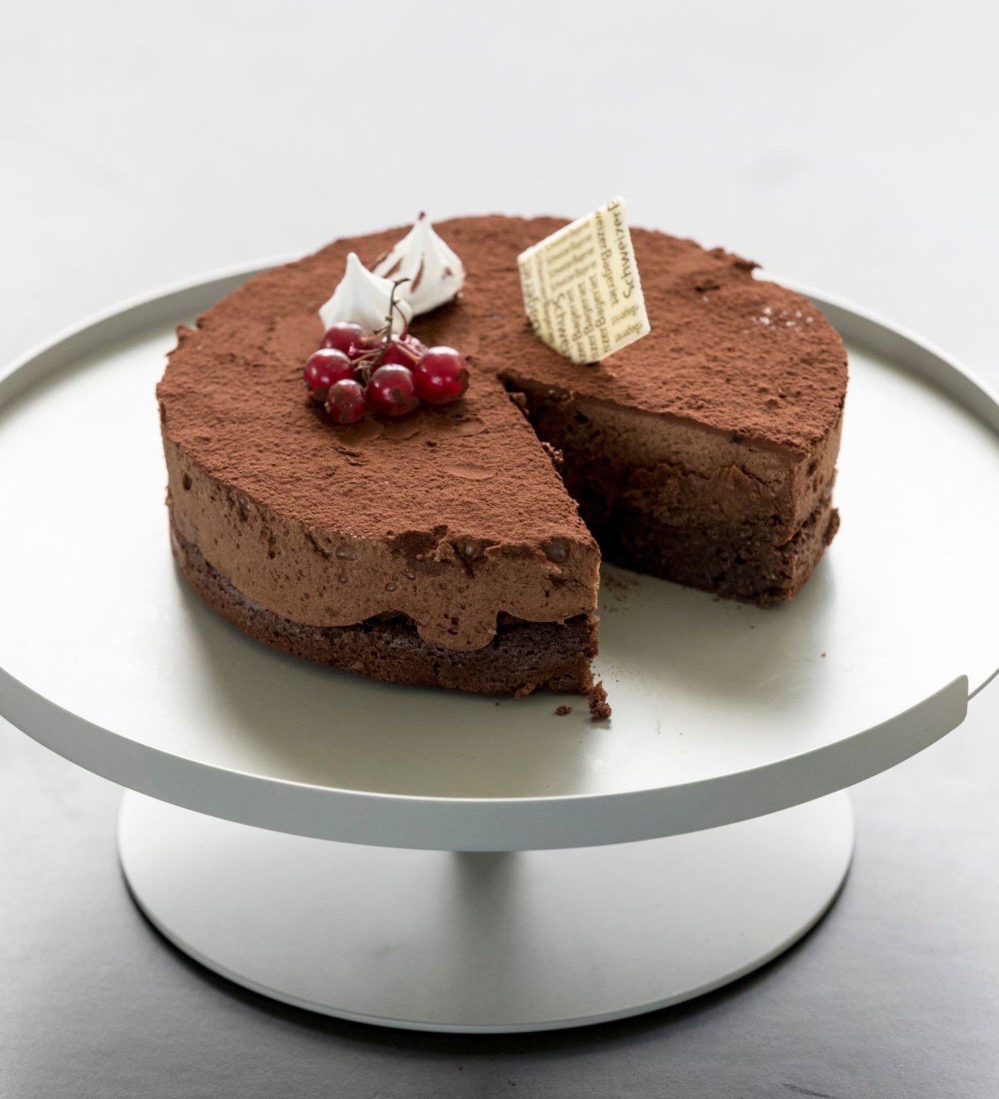 big hug cake stand - bone