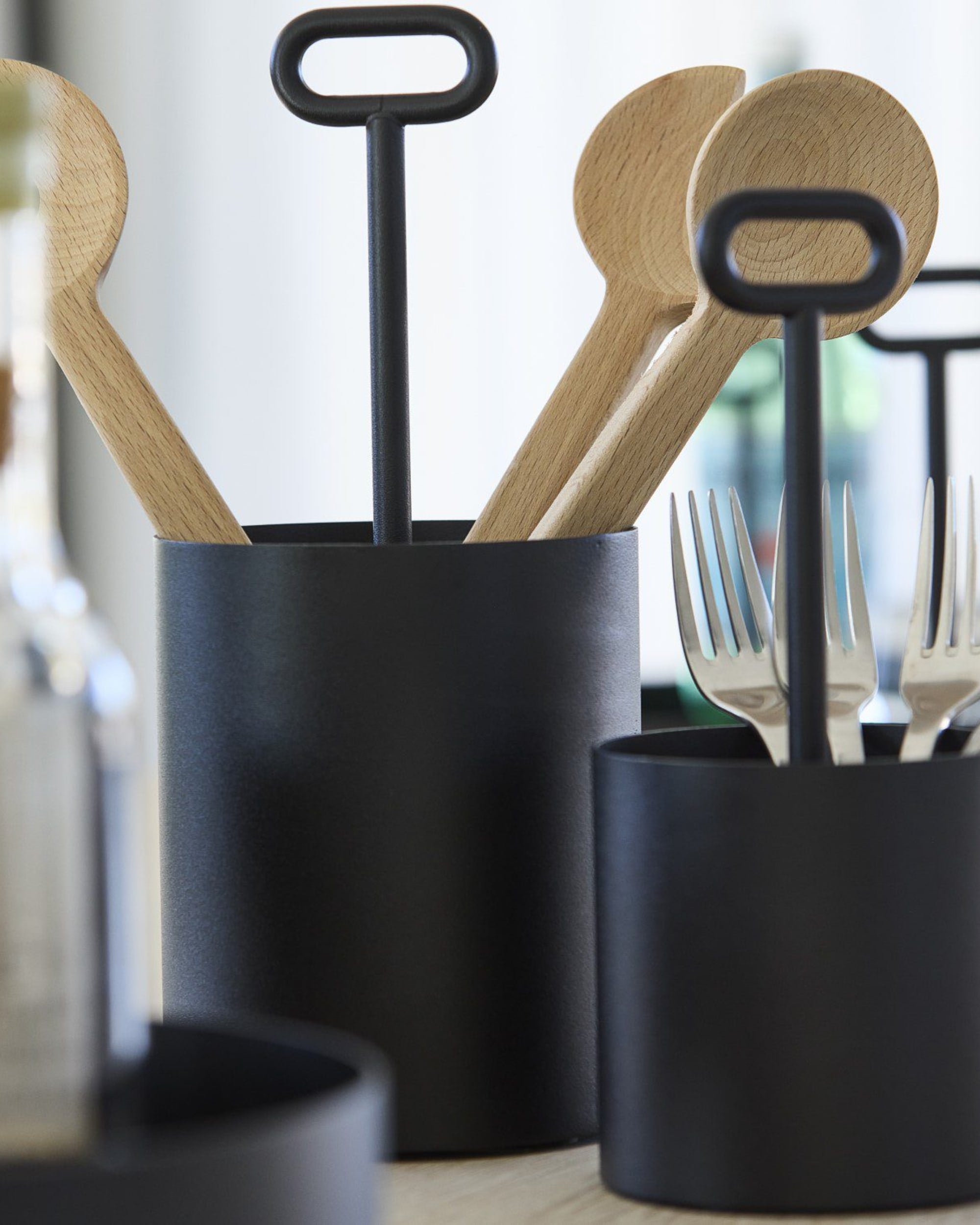 hand me organizer - medium black 