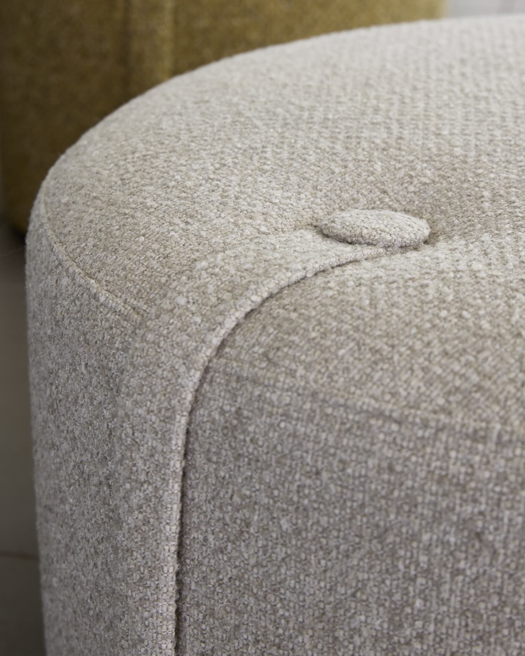 loop pouf - high natural