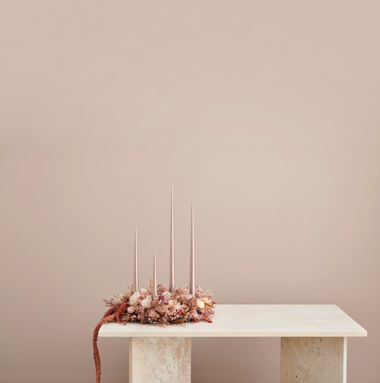 ester&erik-taper-candle-42-champagne-metallic