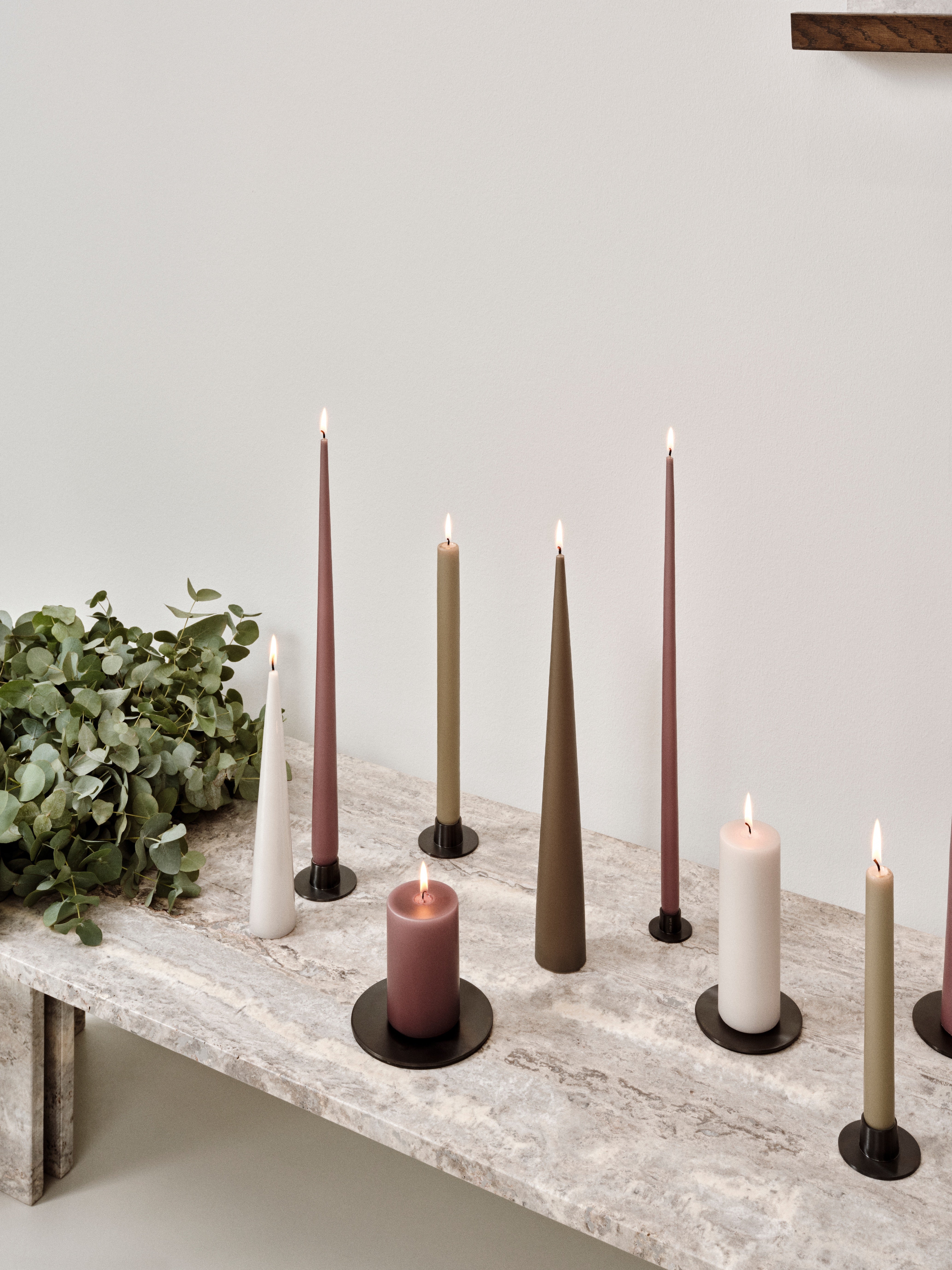 ester&erik-candleholder-medium-black-matt