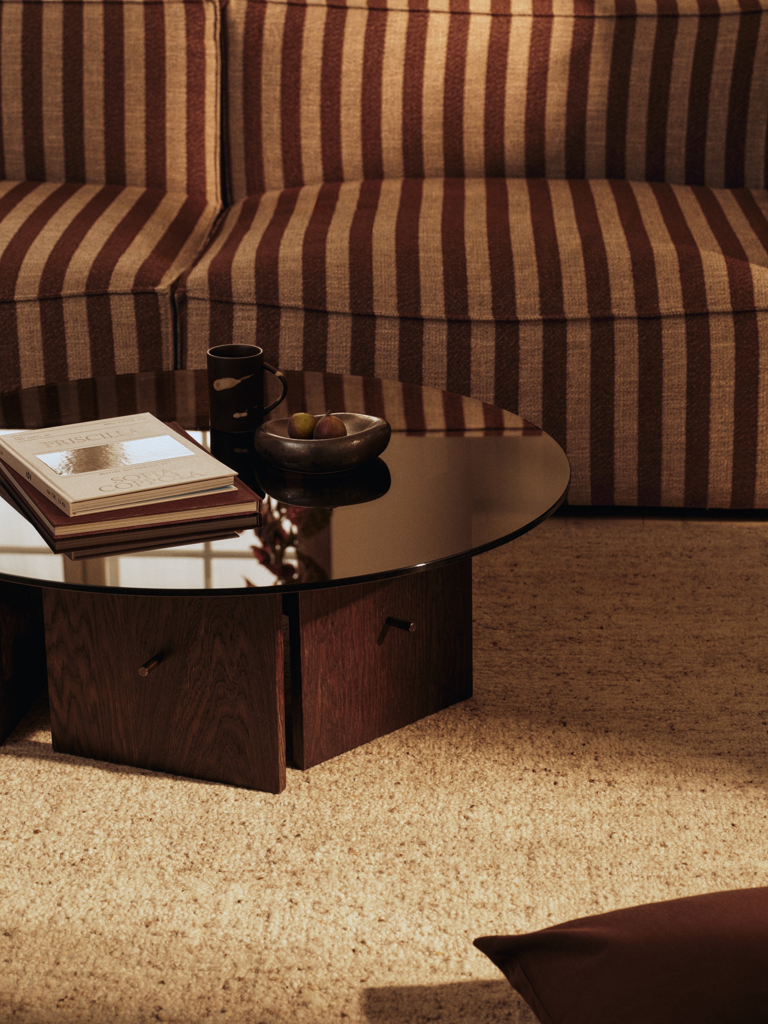aukko - coffee table