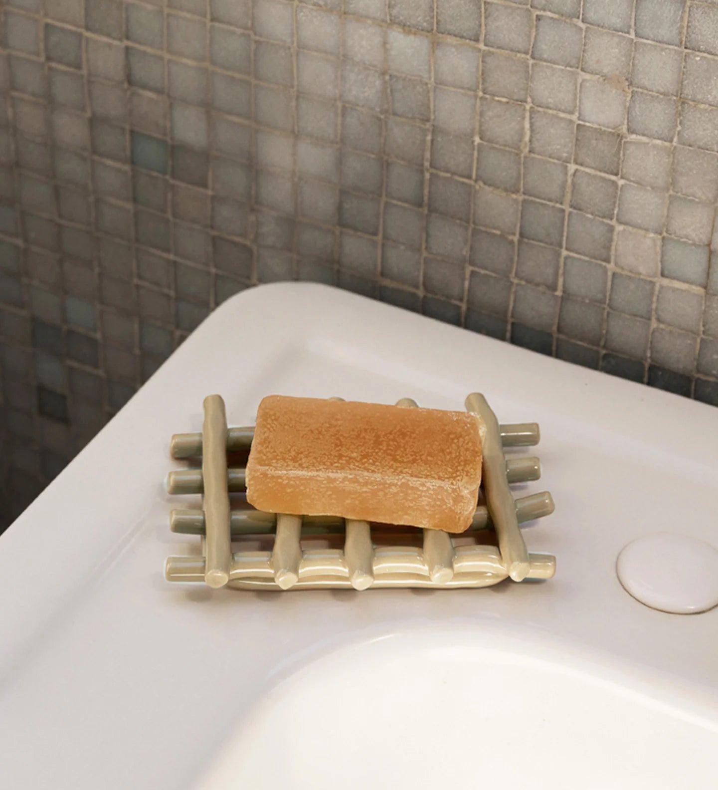 ceramic soap tray