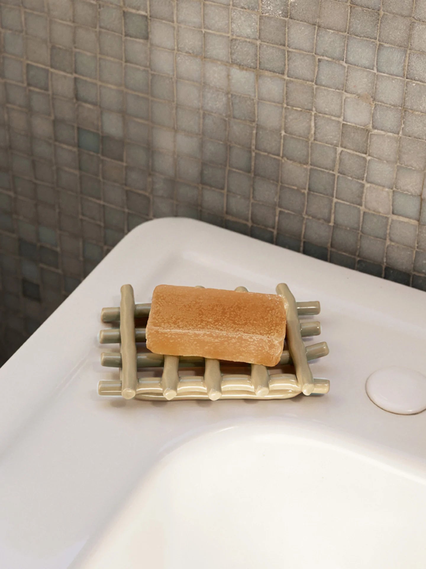 ceramic soap tray