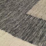 counter - rug charcoal / off-white