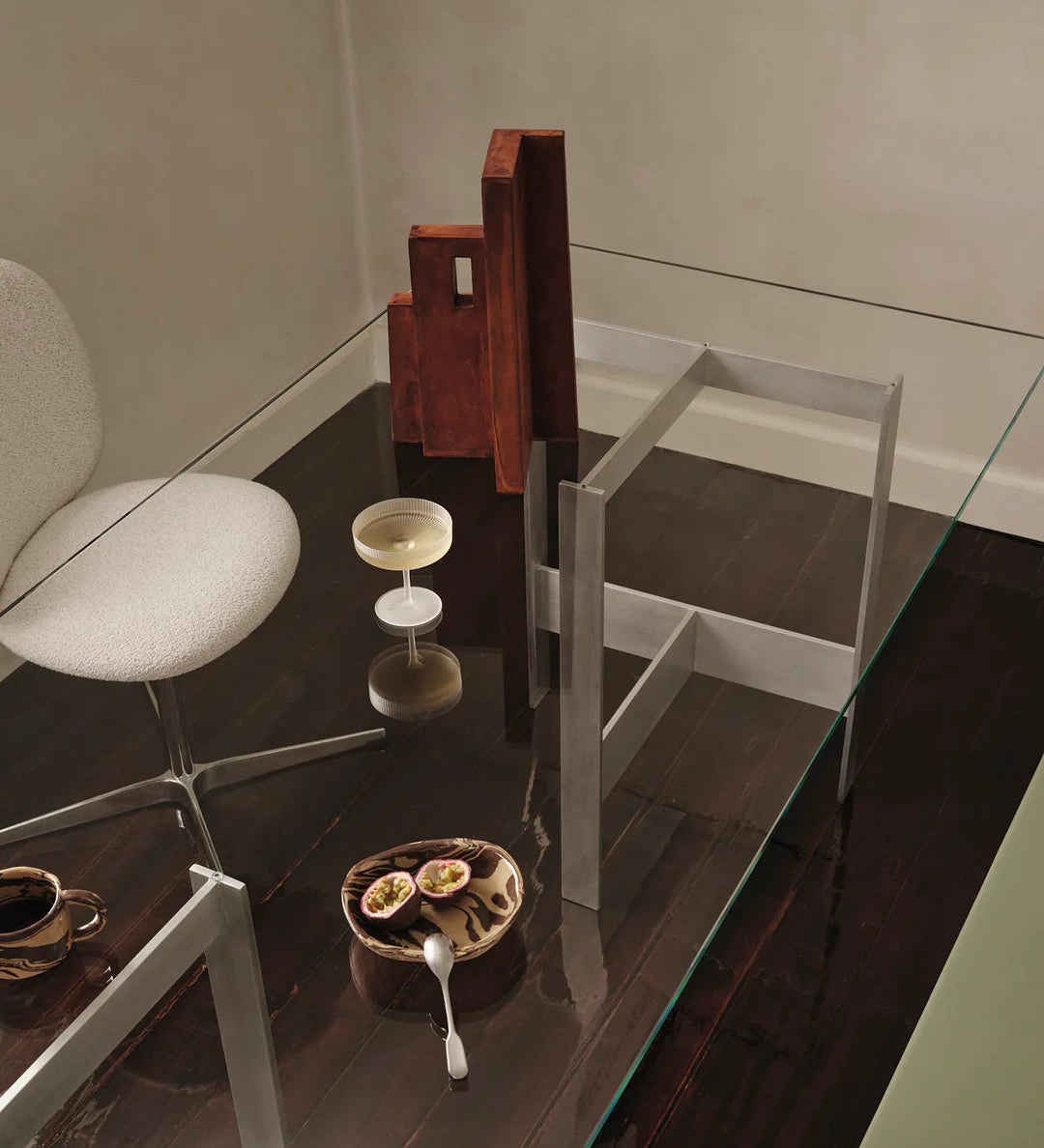 lager - dining table