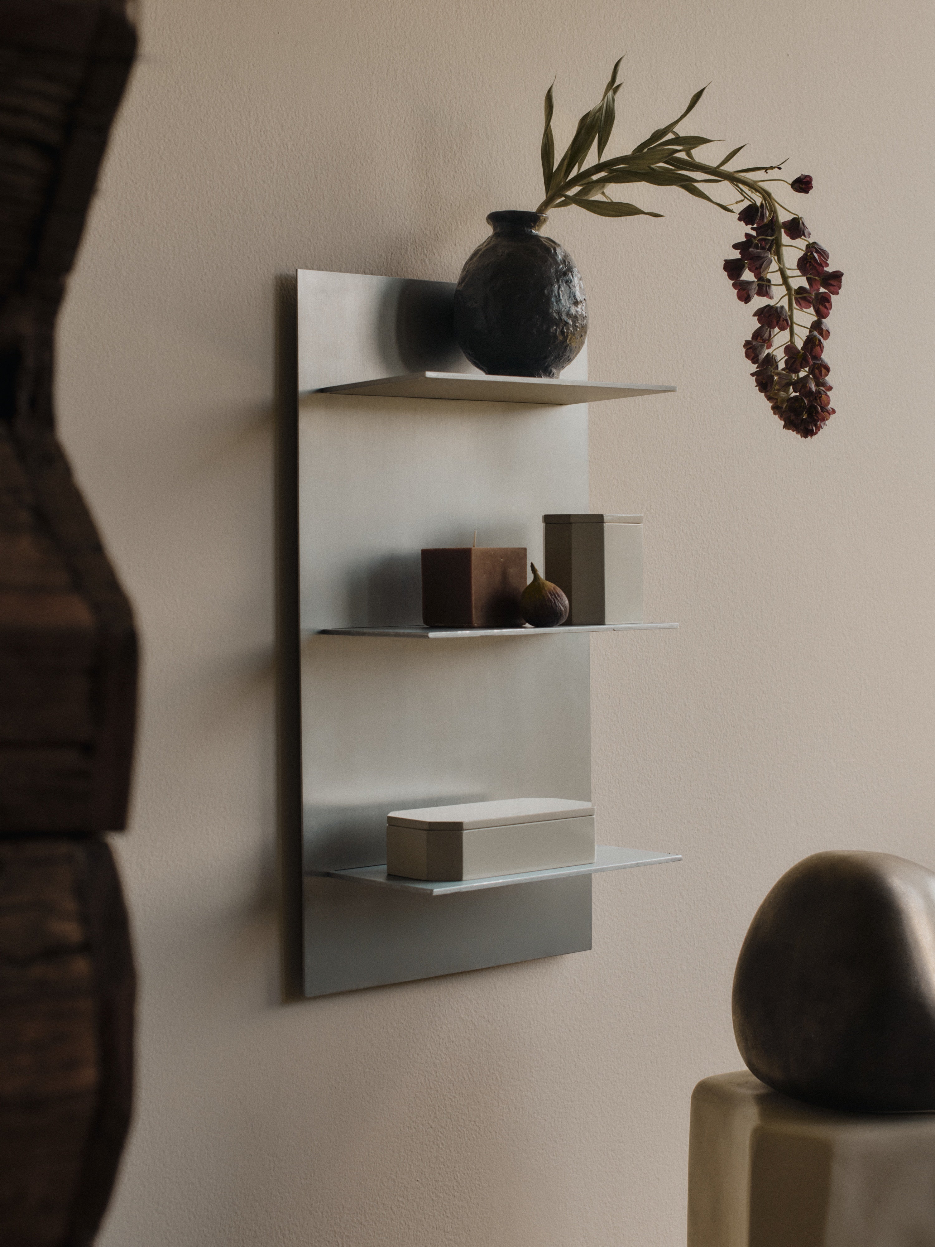 lager wall shelf triple