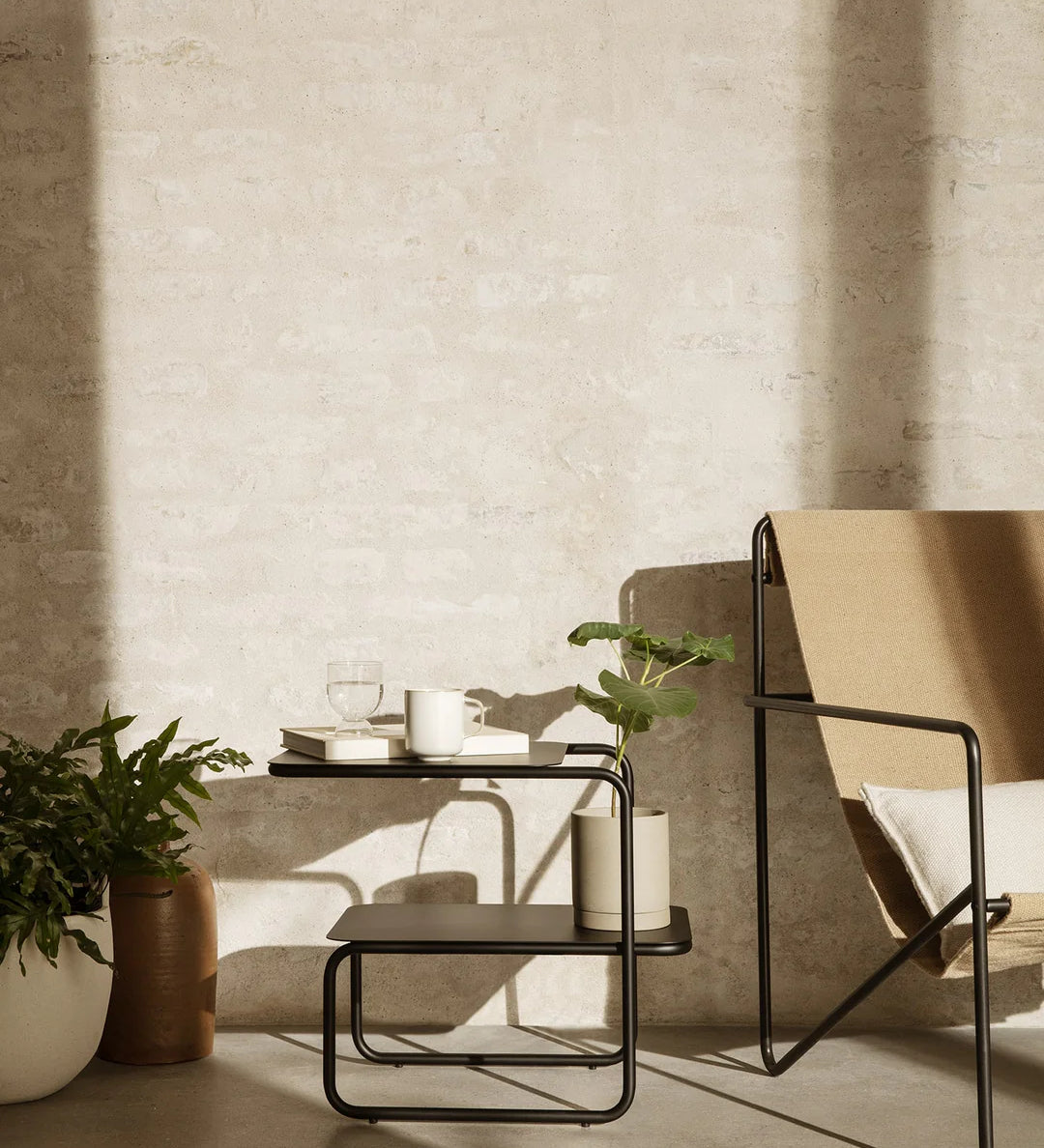 level - side table 