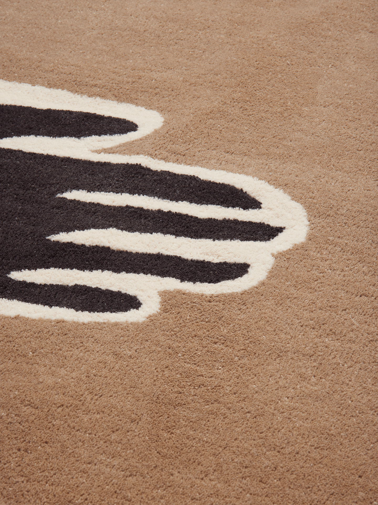 pose tufted - rug