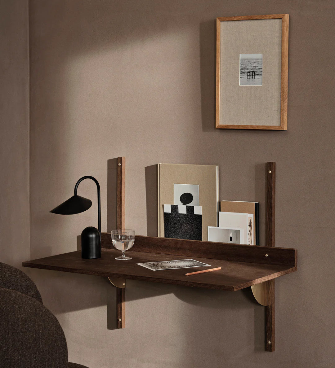 sector - desk smoked oak 