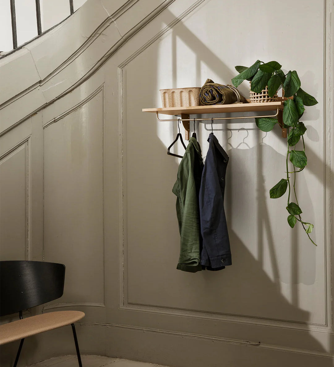 sector - rack shelf oak 