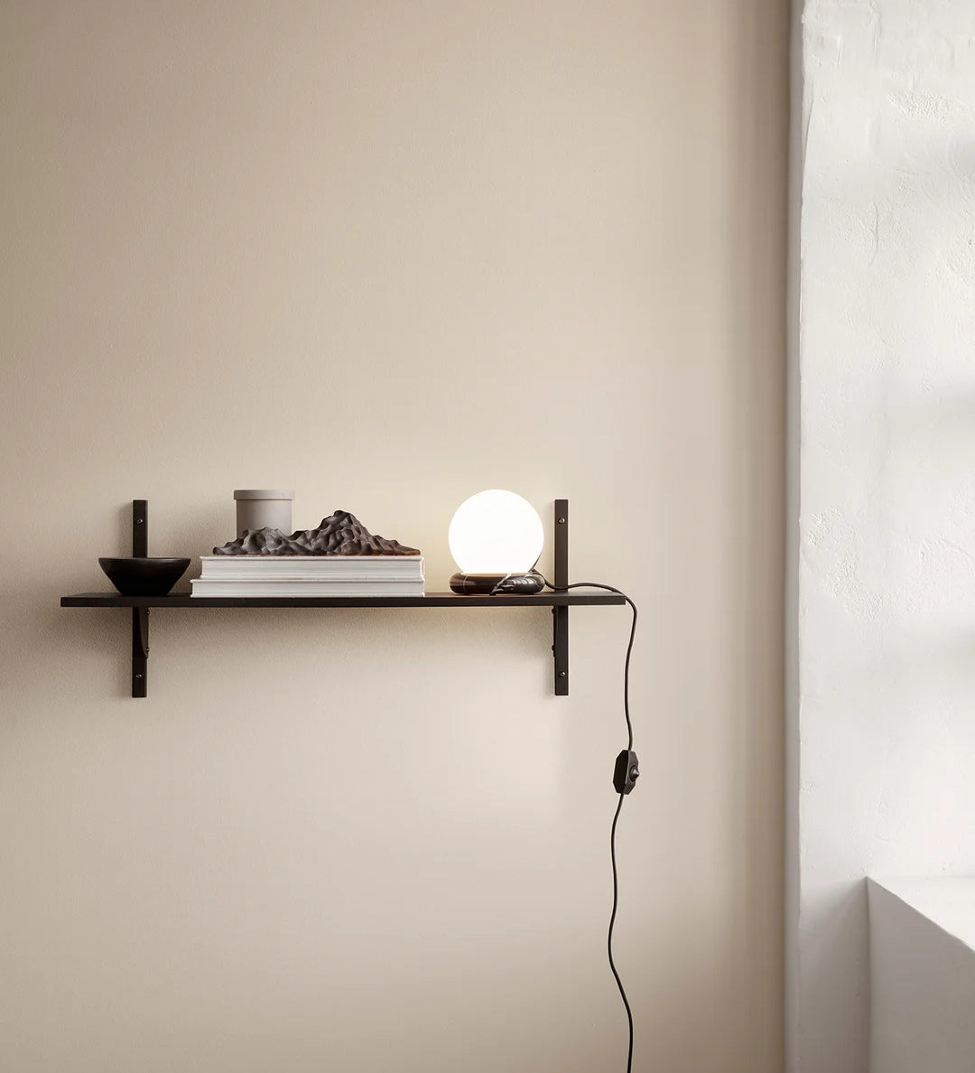 sector - shelf single black ash