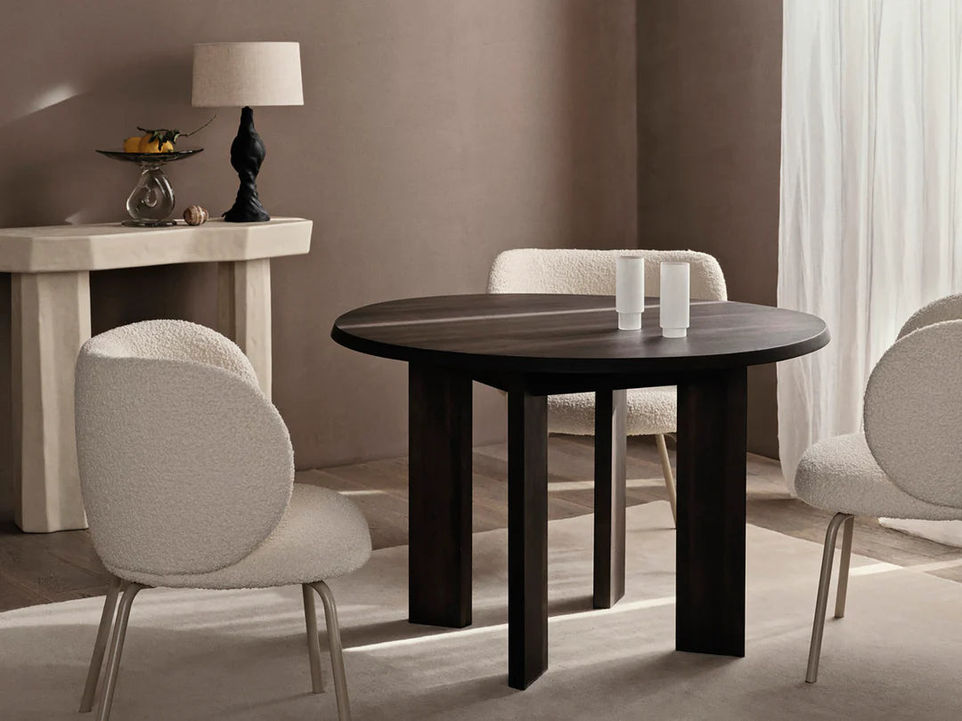 tarn - dining table