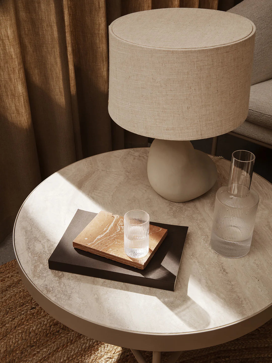 travertine - table