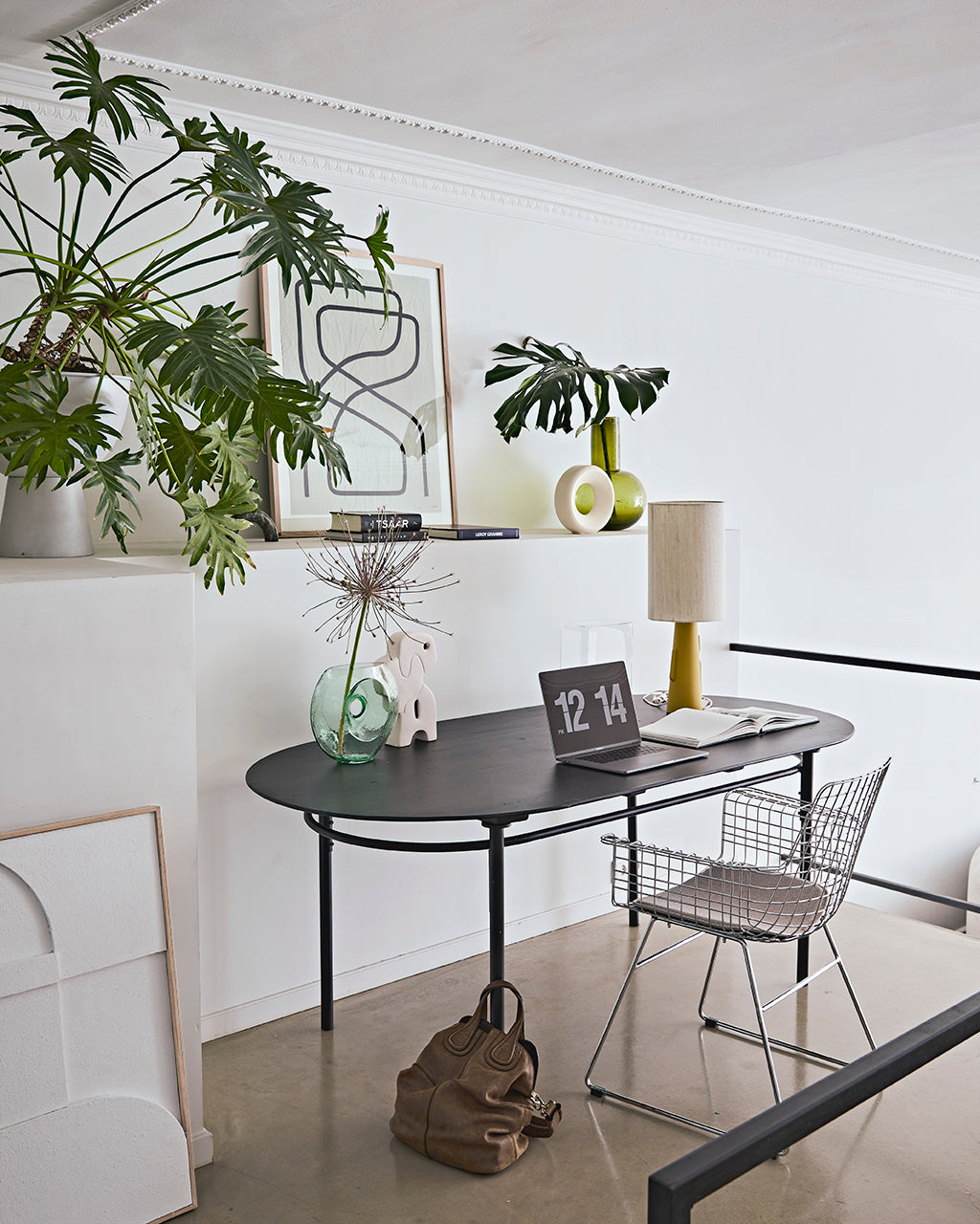 metal wire chair - with arms