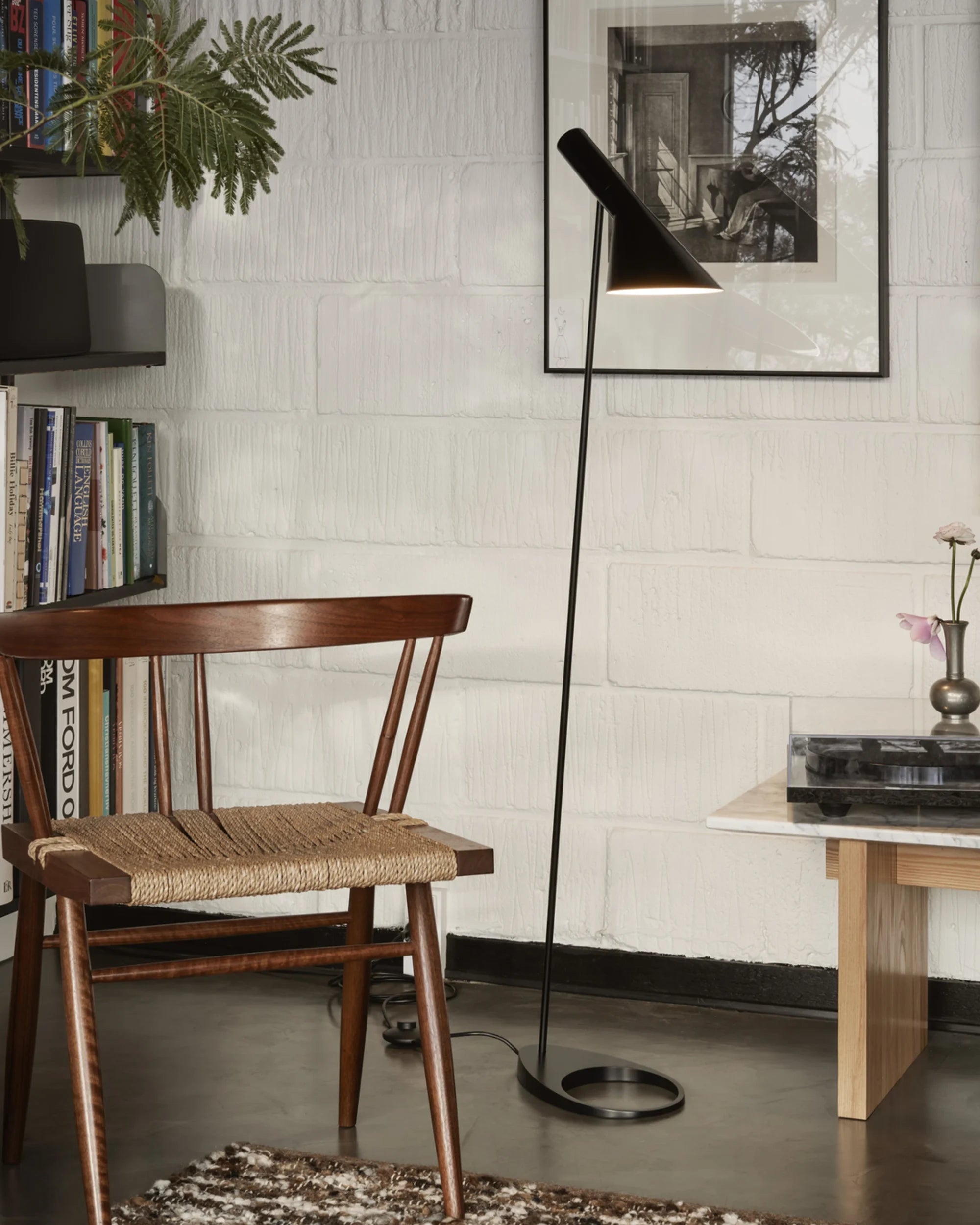 aj-floorlamp