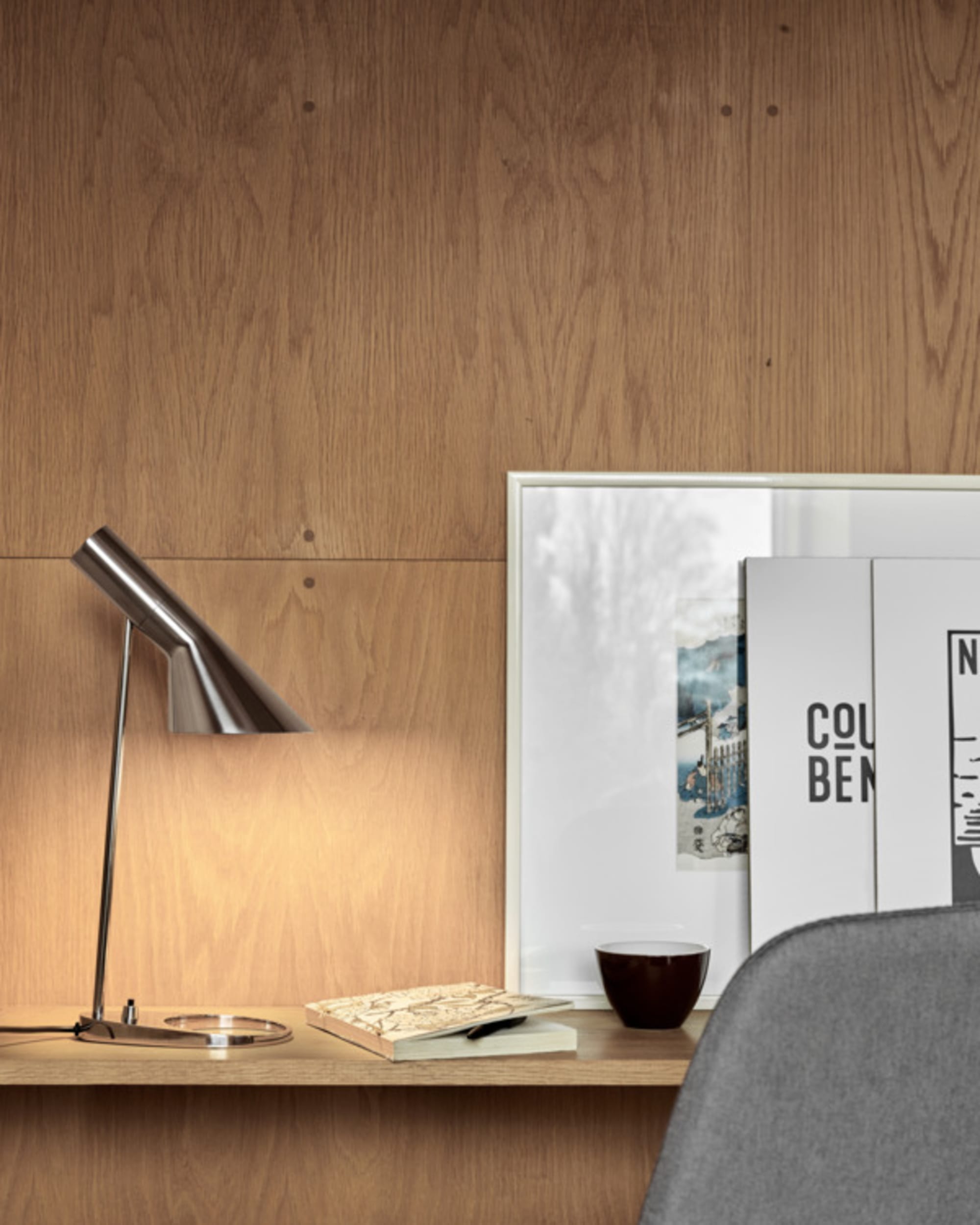 aj-tablelamp stainless steel polished