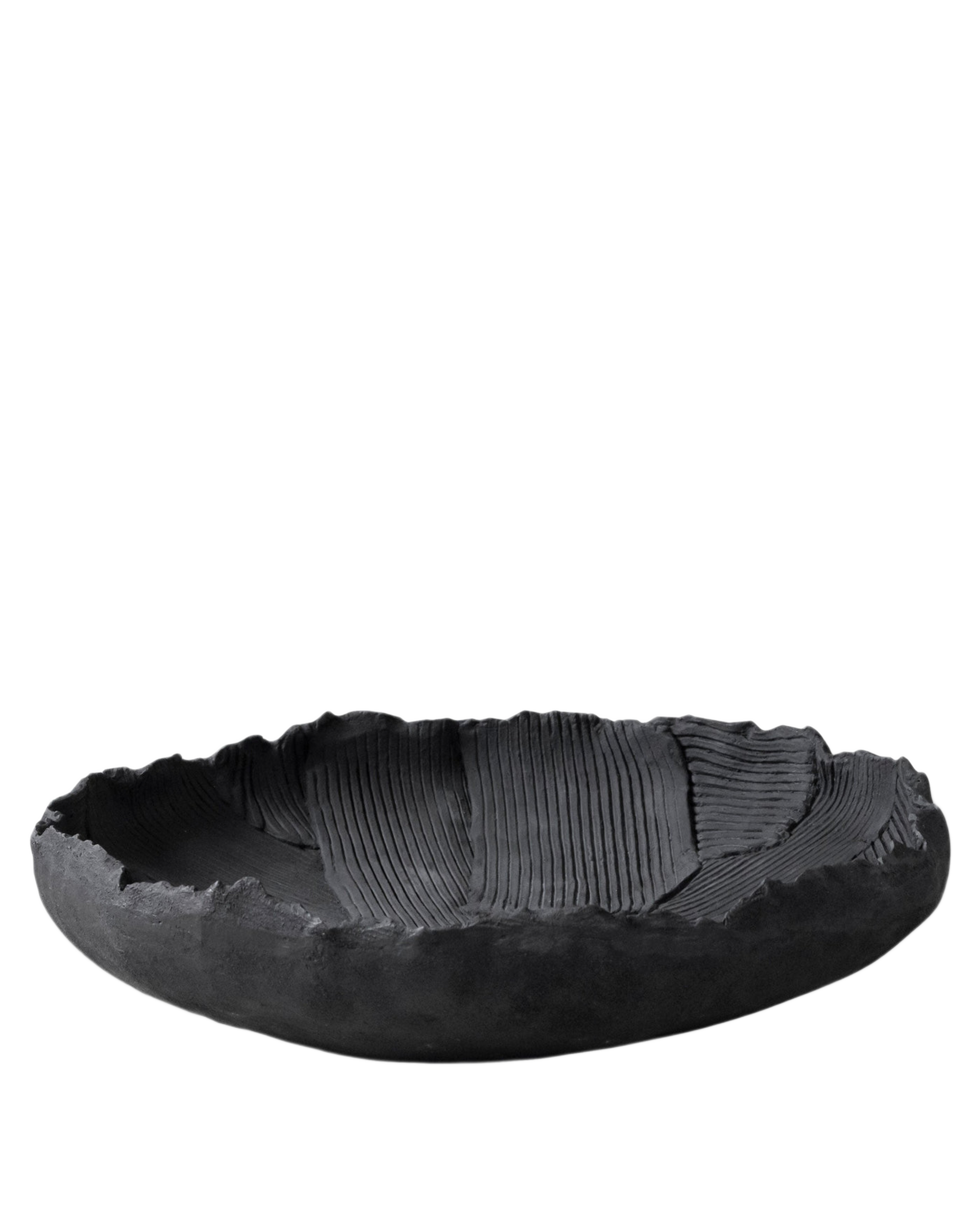 art piece patch bowl - black