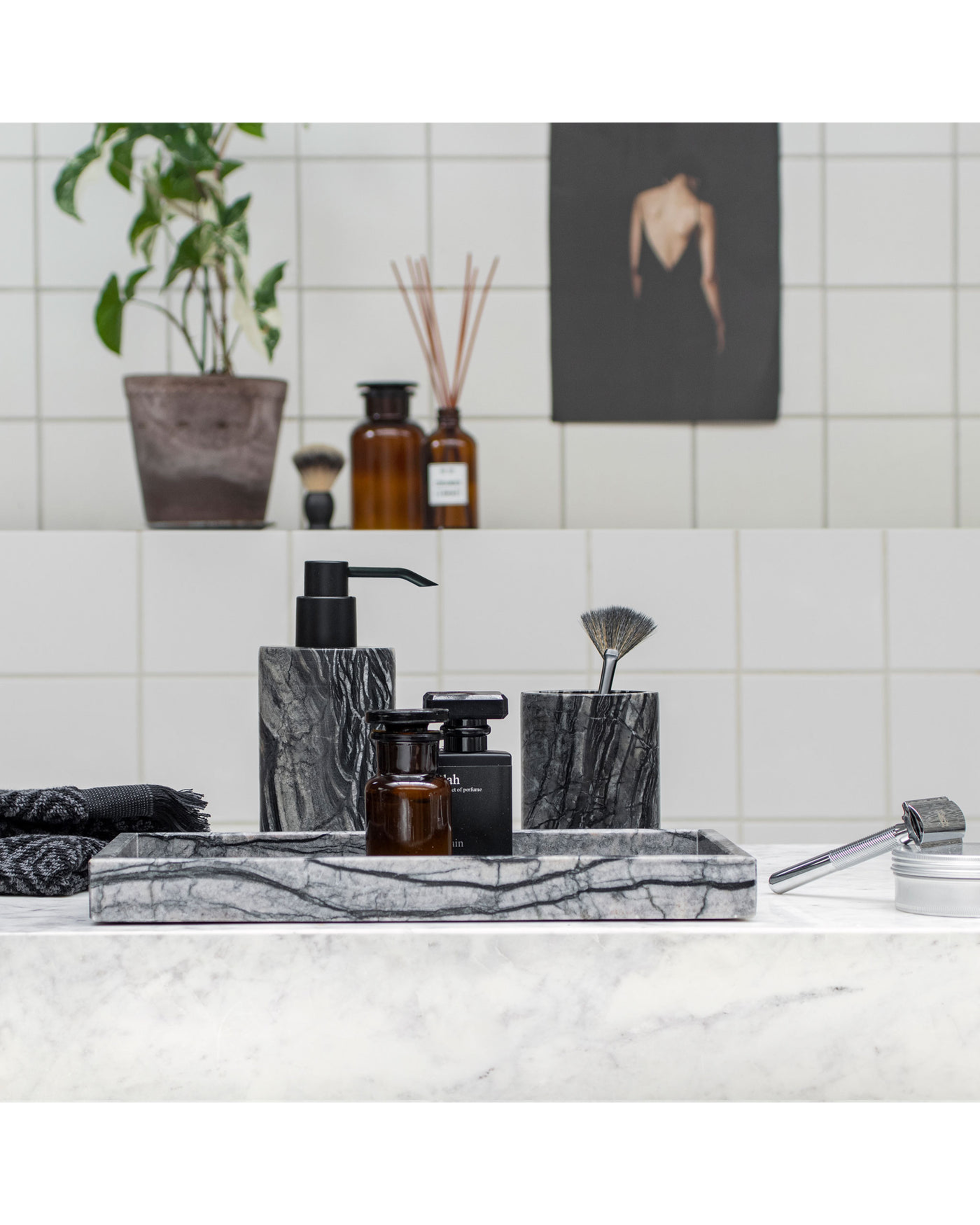 marble decor tray - black grey