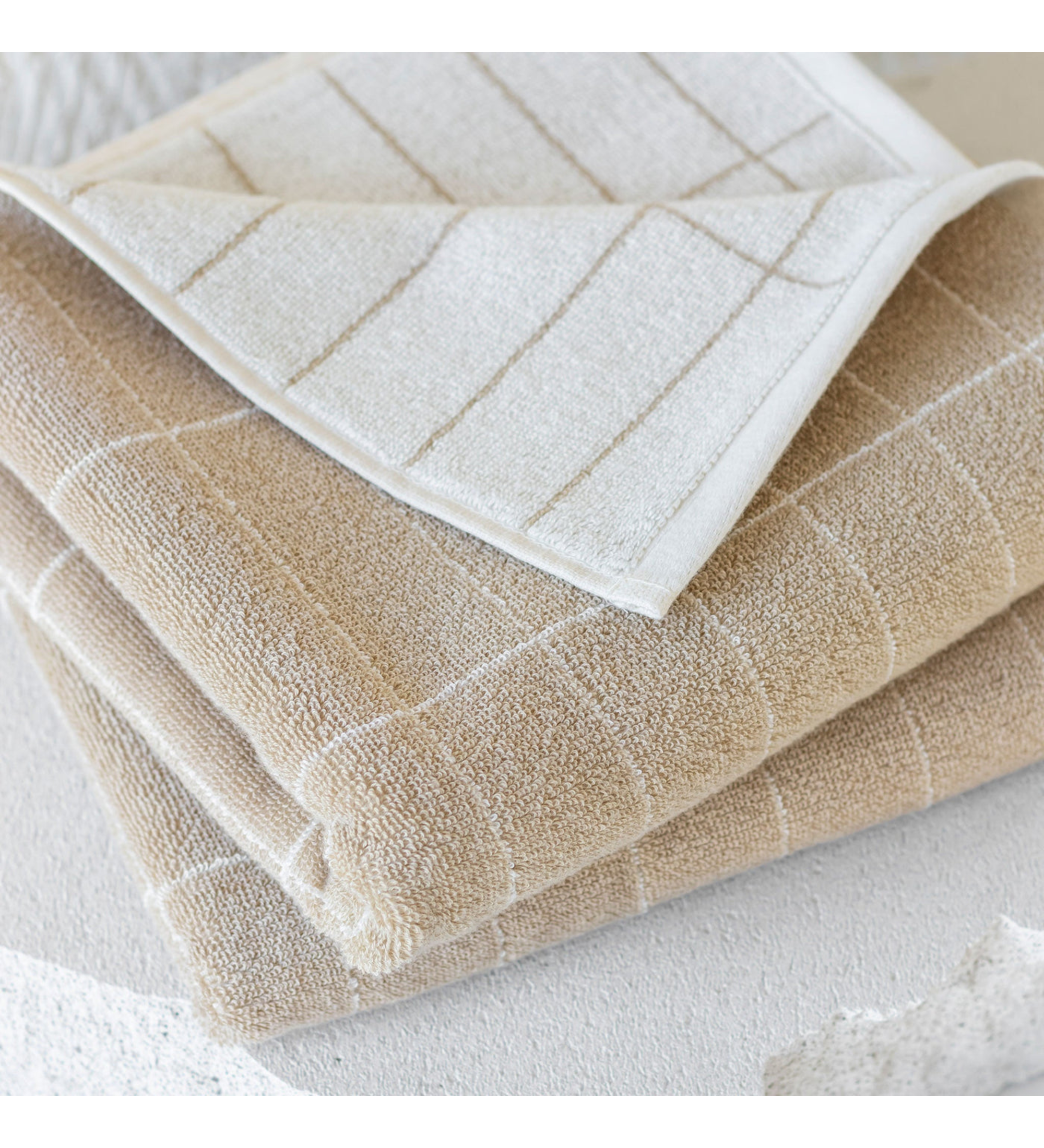 tile stone bath towel - sand off/white 
