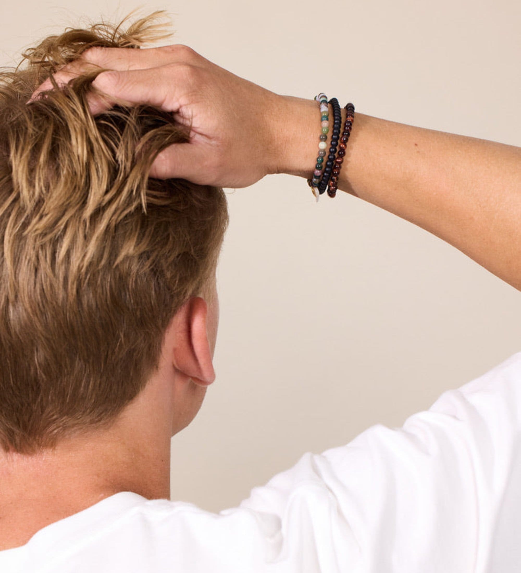 essential-stretch-bracelet 