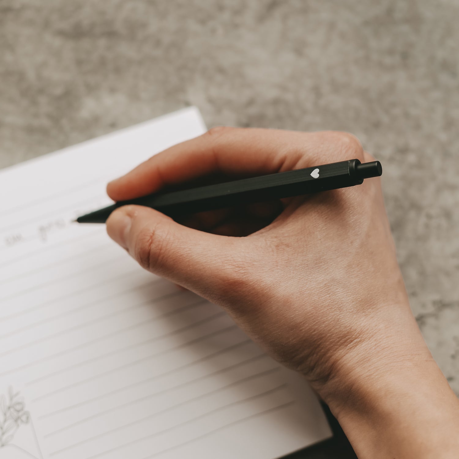 pen - heart black
